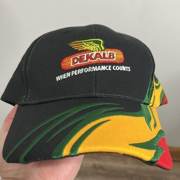 Dekalb Seed Corn Wing Logo Shark Tooth Embroidered Trucker Hat Black NWOT - Picture 7 of 7